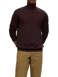 Pull en laine merinos chocolat uni avec une coupe droite et un col roulé