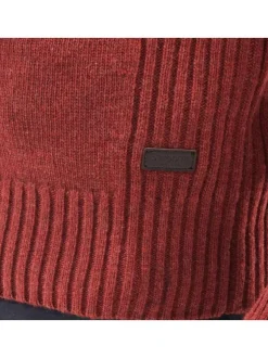 Pull en laine rouge chiné avec intérieur du col camionneur en gris