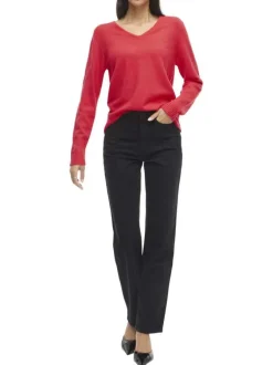 Pull fuchsia uni avec une coupe droite et des manches longues