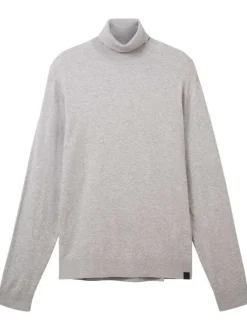 Pull gris clair chiné à coupe droite col roulé et à manches longues