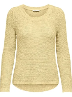 Pull jaune uni en maille tricotée avec une coupe droite et un col rond