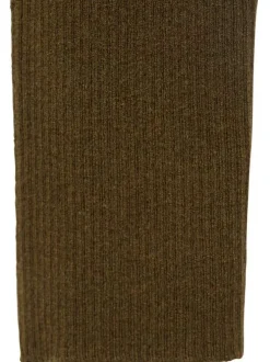 Pull kaki en maille côtelée avec une coupe ajustée et un col polo boutonné