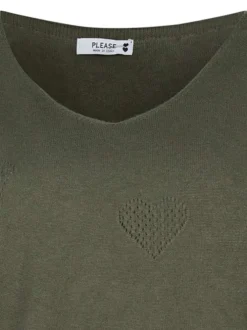 Pull kaki en maille fine avec une coupe droite et un col V