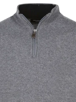 Pull laine cachemire gris uni avec un col camionneur et des manches longues