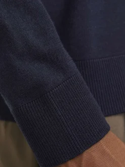 Pull manches longues en coton marine en maille fine à coupe droite avec col rond