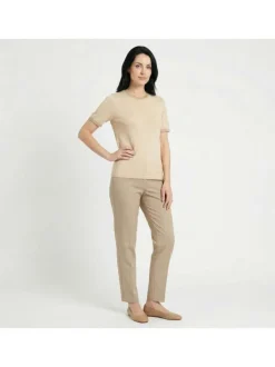 Pull Missy beige uni pourvu de manches courtes et d'un col rond