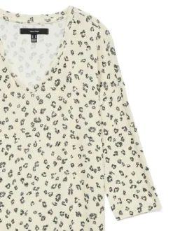 Pull motif léopard à coupe droite pourvu d'un col v et de manches longues