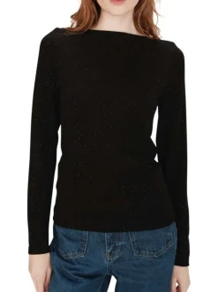 Pull noir brillant avec un col bateau et des manches longues