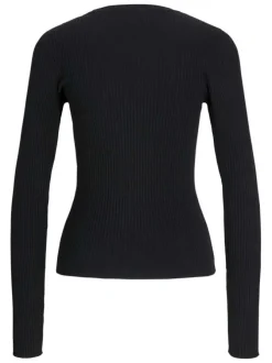 Pull noir côtelé avec une coupe près du corps et un col rond