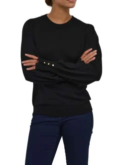 Pull noir en maille fine avec une coupe ajustée et un col rond