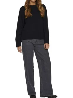 Pull noir en maille tricotée pourvu d'un col rond et de manches longues