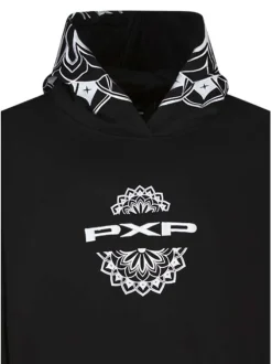 Pull noir à motifs avec une coupe droite à capuche et à manches longues