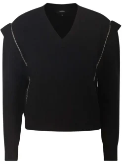 Pull noir uni avec une coupe droite un col v et des manches longues
