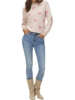 Pull rose coupe ajustée pourvu d'un col ras de cou et de manches longues