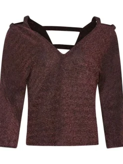 Pull rose léger avec une coupe ample un col V profond et des manche 3/4