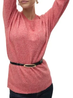Pull rose moucheté avec un col rond côtelé et des manches longues