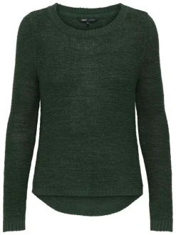 Pull sapin uni avec une coupe droite à col rond et des manches longues