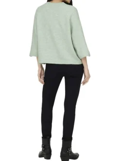 Pull vert uni à coupe droite avec un col rond et des manches 3/4