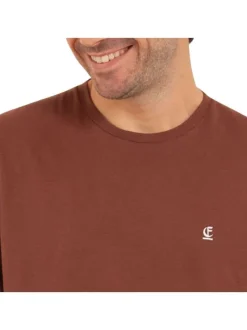 Pyjama court en coton biologique marron rayé avec coupe droite et col rond