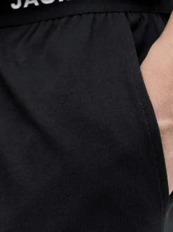 Pyjama court en coton kaki pourvu du logo de la marque sur la poitrine