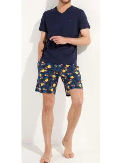Pyjama court en coton marine uni avec une coupe fermée et un col v