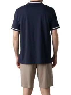Pyjama court en coton marine uni pourvu d'une coupe droite et d'un col boutonné