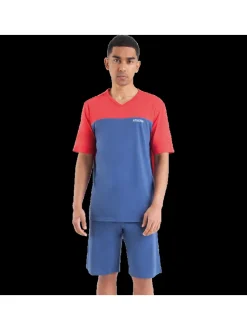 Pyjama en coton bleu uni avec une coupe droite et un col v arrondi