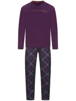 Pyjama long avec un t-shirt violet uni et un pantalon à carreaux