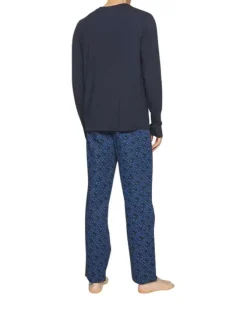 Pyjama long en coton biologique marine avec monogramme imprimé sur le pantalon