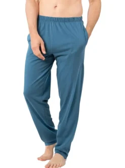 Pyjama long en coton bleu clair à rayures avec un col tunisien
