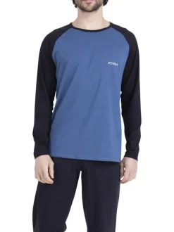 Pyjama long en coton bleu uni pourvu d'une coupe droite et d'un col rond