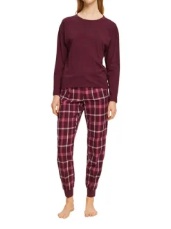 Pyjama long en coton bordeaux à carreaux avec une coupe droite, un col rond et à manches longues