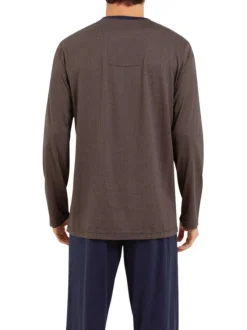 Pyjama long en coton marine imprimé avec une coupe droite et un col V