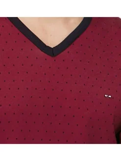 Pyjama long en coton noir et bordeaux uni à coupe droite, col V et taille élastiquée