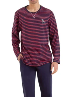 Pyjama long en coton rouge rayé avec une coupe droite et un col rond