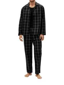 Pyjama long noir en coton fantaisie coupe régular avec un col cubain à manches longues