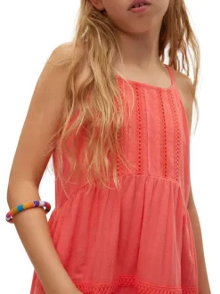 Robe courte en coton corail uni avec une coupe droite et un col rond