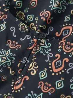 Robe courte marine à motifs sans manche pourvue d'une taille élastiquée