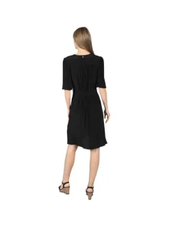 Robe courte