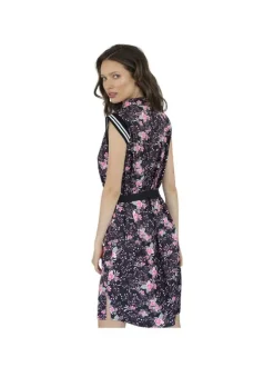 Robe courte