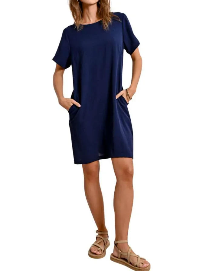 Robe courte avec des manches courtes marine unie une coupe droite et un col rond