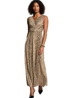 Robe courte beige avec un imprimé python une coupe droite et un col v