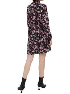 Robe courte black imprimée floral à coupe ajustée et col v