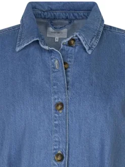 Robe courte en coton jean unie avec une coupe droite et un col français