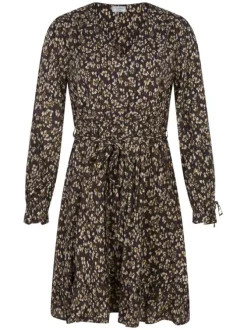 Robe courte fleurie avec une coupe droite un col v et des manches longues