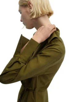 Robe courte kaki avec coupe portefeuille col v à revers et à manches longues