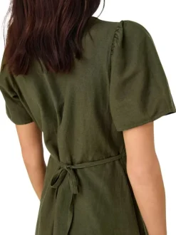 Robe courte kaki unie cintré avec une coupe fluide et un col V