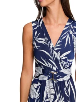 Robe courte marine sans manche à coupe droite pourvue d'un col v croisé