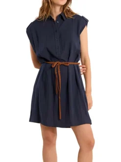 Robe courte marine unie pourvue d'un col chemise et d'une coupe droite