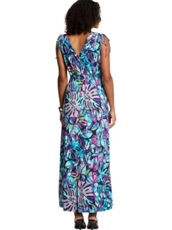 Robe courte multicolore fleurie avec une coupe droite et un col v